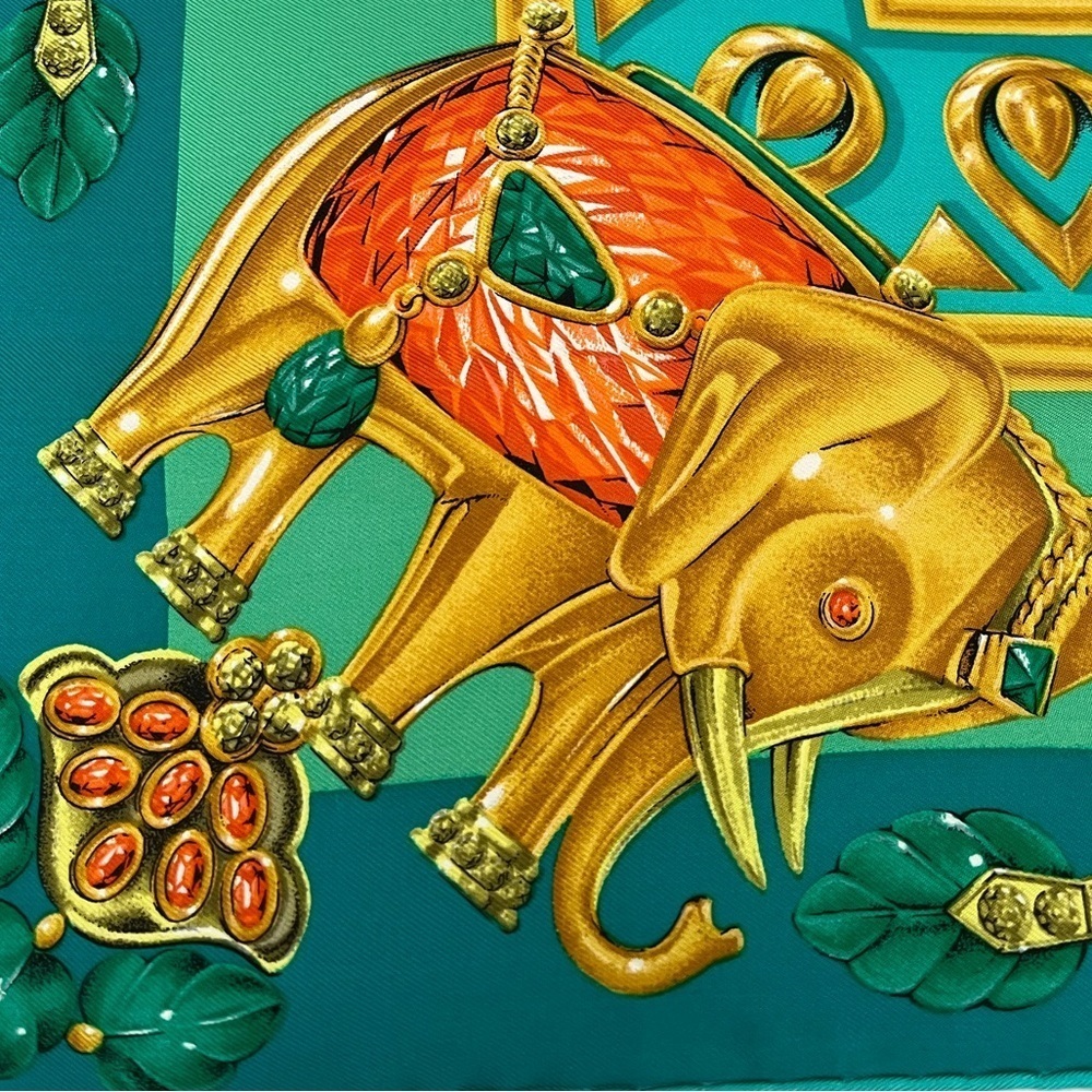 Cartier Silk Scarf Parade des Elephants Rare Vintage 1980’s-1990 - Picture 9 of 17